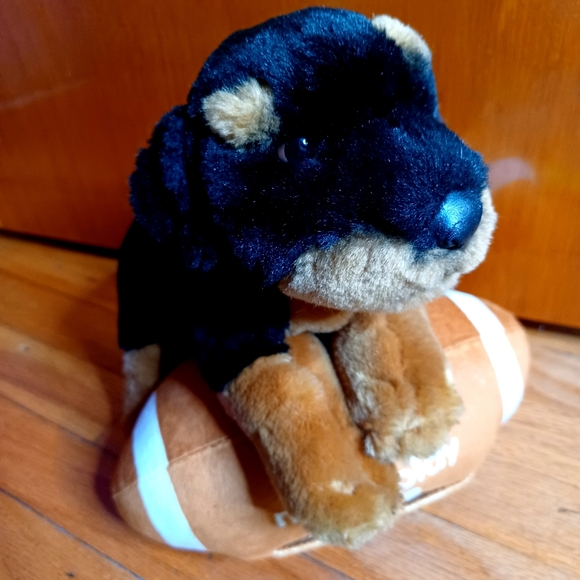 Cute Adorable Rottweiler Puppy Plushie Animal Alley TOYS"R"Us Canada - Picture 6 of 7
